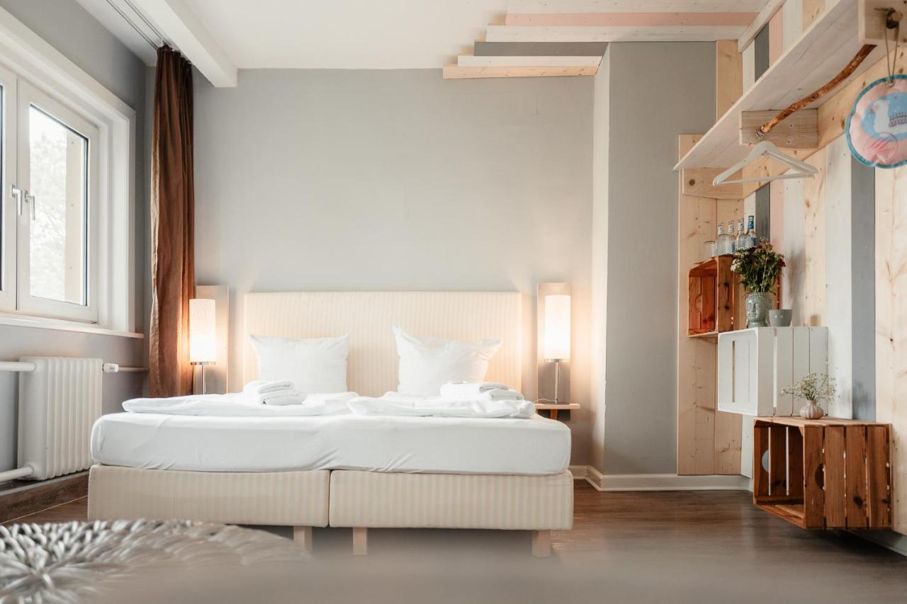 Hotel 'Das Strandhaus' Санкт-Петер-Ординг Экстерьер фото